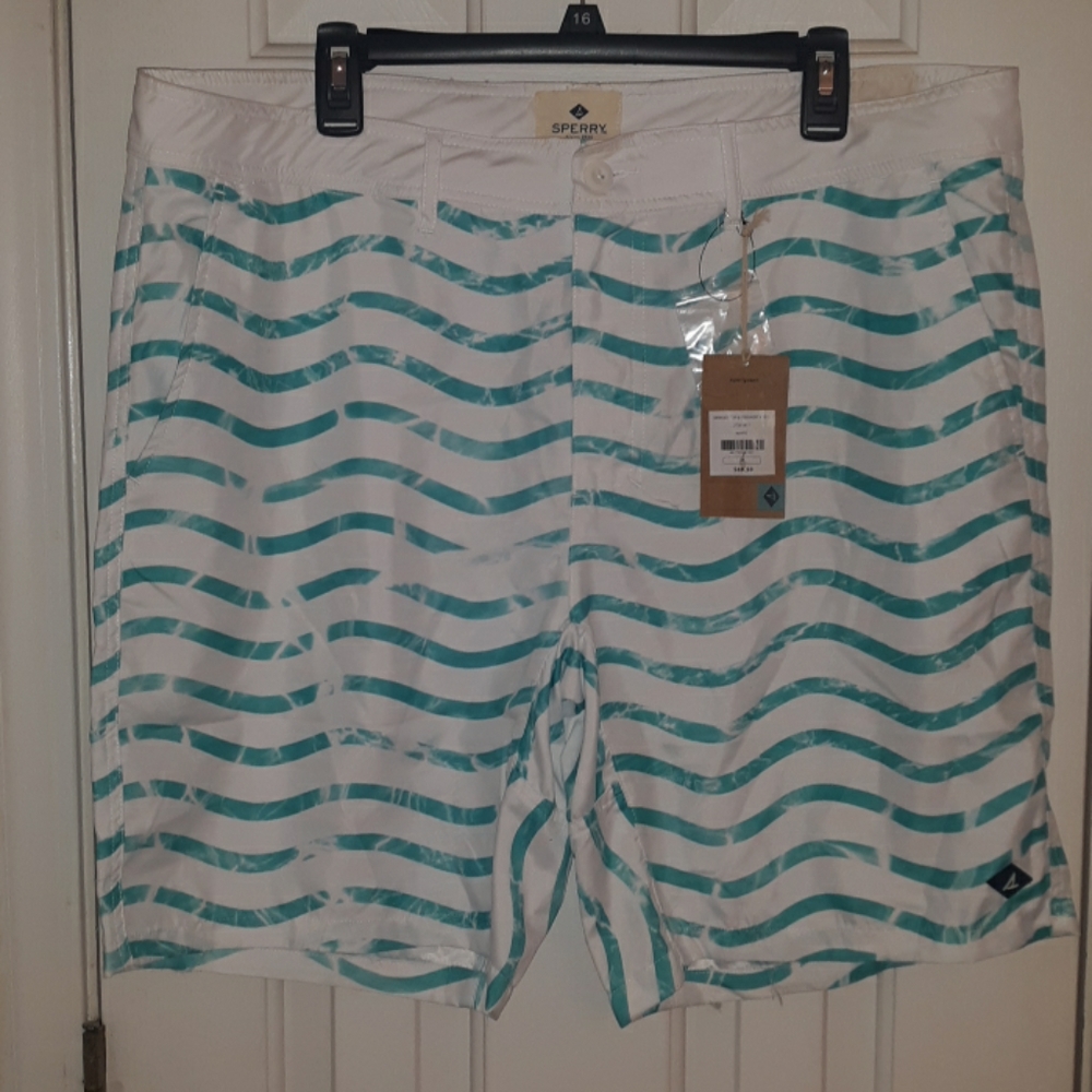 NWT Men's Swim/Shorts